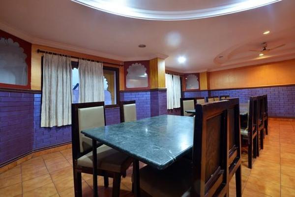 Anand Mahal Hotel
